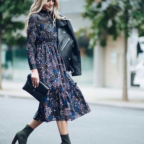 Molly Bracken Dresses & Skirts - Molly Bracken midi dress